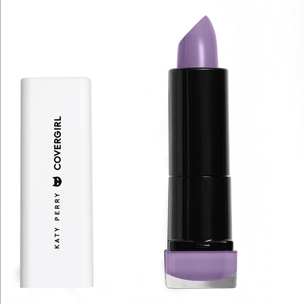Katy Perry Purple lipstick